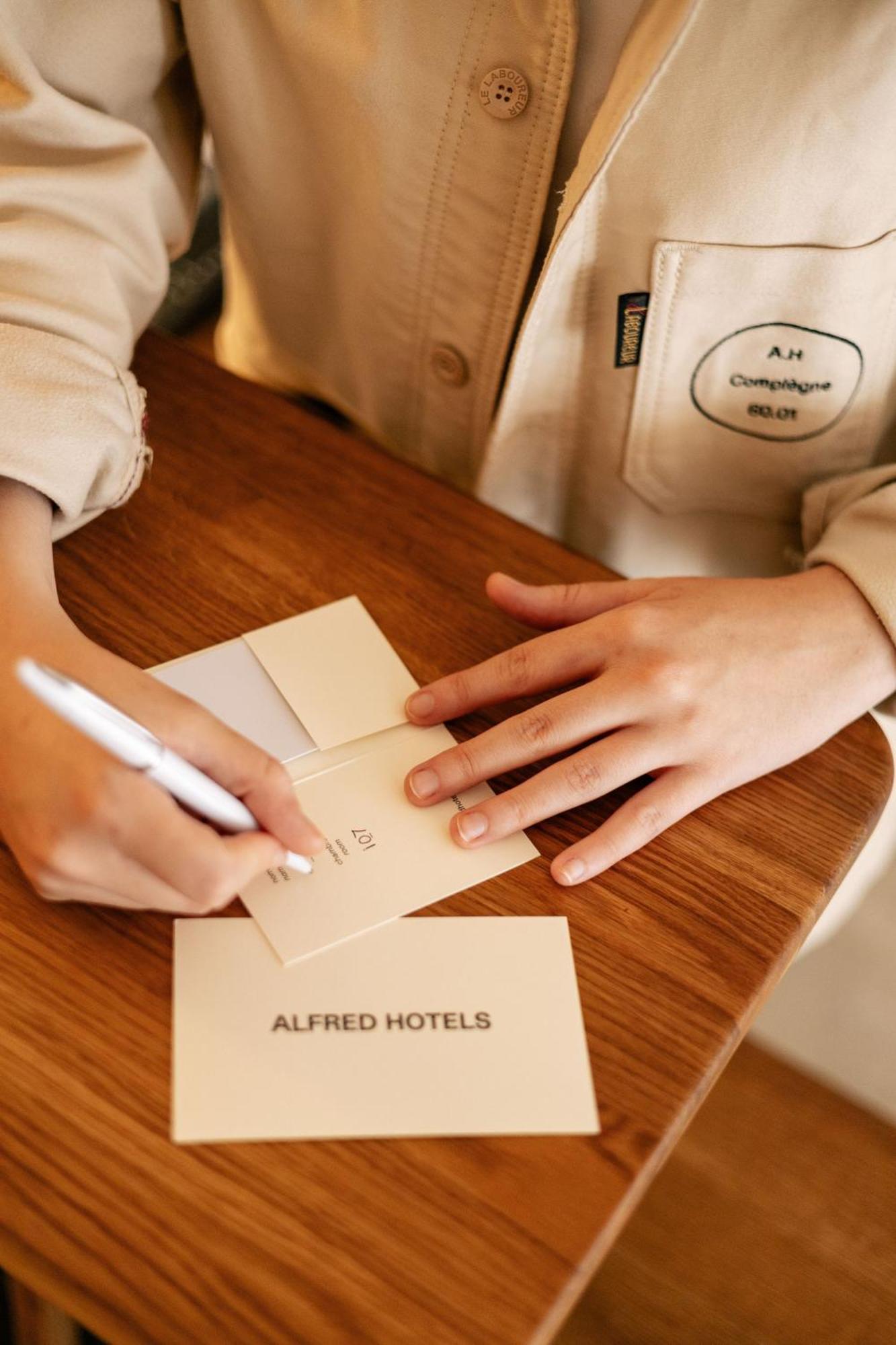 Alfred Hotels Compiegne Compiègne Exterior foto
